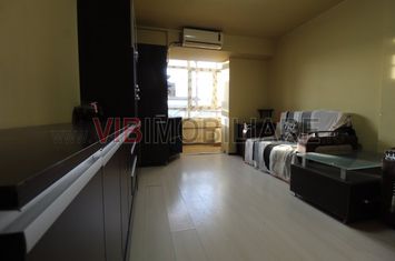 Unirii - Mircea Voda -2 camere - vedere bulevard - boxa + loc de parcare anunturi imobiliare Bucuresti