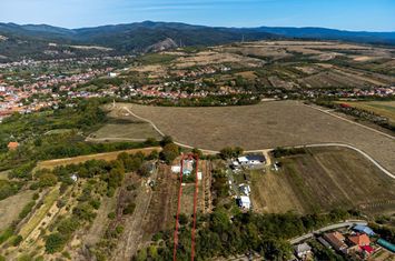Casă cu teren generos și priveliște panoramică – Lipova anunturi imobiliare Arad