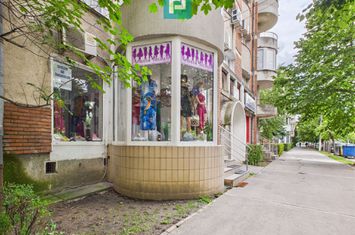 Spațiu comercial 65 mp cu vad intens zona Podgoria anunturi imobiliare Arad