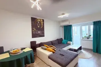 3 camere Alba Iulia et 3 vedere rond renovat complet lift Schindler anunturi imobiliare Bucuresti