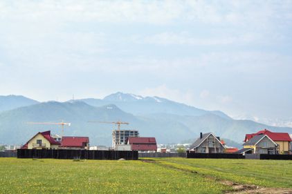 Terenuri ieftine şi bune, căutăm cumpărători