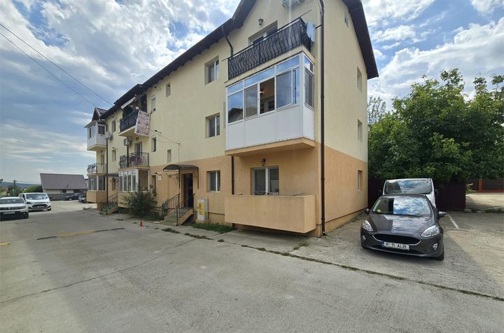 Apartament 3 camere de vanzare LUNCA CETATUII - Iasi anunturi imobiliare Iasi