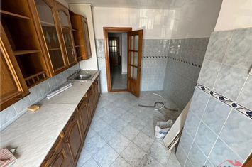 Apartament 3 camere de vanzare BRAILEI - Vrancea anunturi imobiliare Vrancea