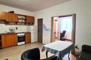 Casă - 2 camere de inchiriat LAZARET - Sibiu anunturi imobiliare Sibiu