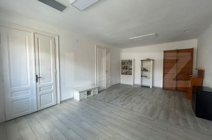Casă - 3 camere de vanzare ORADEA - Bihor anunturi imobiliare Bihor