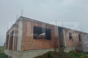 Vilă - 4 camere de vanzare RADAUTI - Suceava anunturi imobiliare Suceava