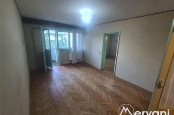 Apartament 2 camere de vanzare CENTRU - Prahova anunturi imobiliare Prahova
