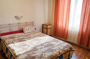Apartament 3 camere de vanzare ASTRA - Brasov anunturi imobiliare Brasov