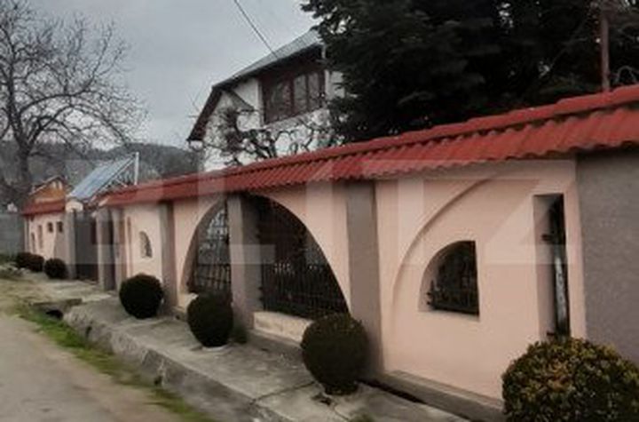 Vilă - 6 camere de vanzare PUCIOASA - Dambovita anunturi imobiliare Dambovita