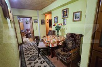Apartament 3 camere de vanzare SUCEAVA - Suceava anunturi imobiliare Suceava