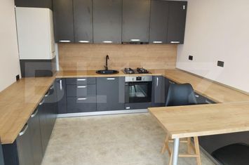 Apartament 4 camere de vanzare BACIU - Cluj anunturi imobiliare Cluj