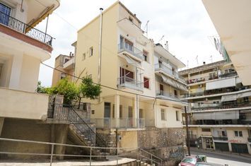 Clădire rezidențială 3 nivele, 297 mp — centrul Drama anunturi imobiliare Grecia