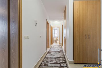 Apartament 3 camere de vanzare TRACTORUL - Brasov anunturi imobiliare Brasov