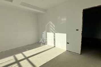 Apartament cu 2 camere, decomandat, etaj intermediar,zona Ciarda Rosie anunturi imobiliare Timis