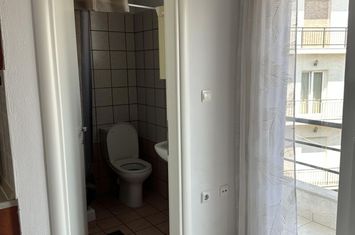 Studio mobilat 25 mp, etajul 2 — Agios Loukas anunturi imobiliare Grecia