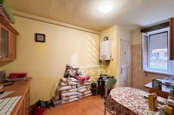 Apartament cu 1 camera, 30mp, decomandat, Zona centrala in Hunedoara anunturi imobiliare Hunedoara