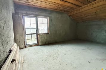 Casă - 4 camere de vanzare HARMAN - Brasov anunturi imobiliare Brasov