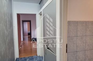 Apartament cu 3 camere, etaj intermediar, zona Dacia anunturi imobiliare Timis