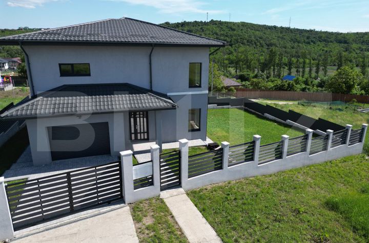 Vilă - 5 camere de vanzare MIROSLAVA - Iasi anunturi imobiliare Iasi