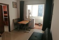 450 €, Apartament 3 camere