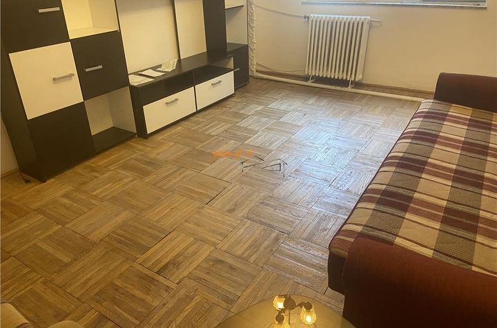 Apartament 2 camere de vanzare EST - Vrancea anunturi imobiliare Vrancea