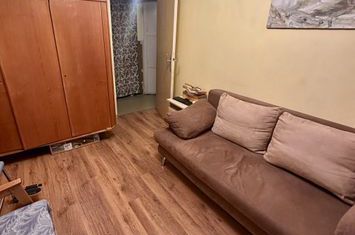 Apartament 3 camere de vanzare NUFARUL - Bihor anunturi imobiliare Bihor