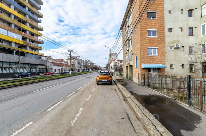 Vizibilitate maximă pentru afacerea ta! Spațiu cu acces stradal Arad anunturi imobiliare Arad