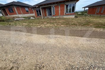 Casă - 4 camere de vanzare PALEU - Bihor anunturi imobiliare Bihor