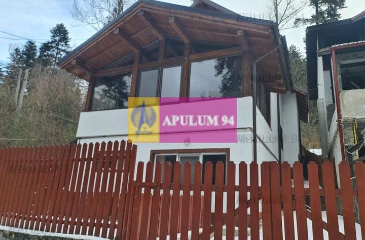 Vilă de vânzare in Sinaia - Zona Cumpătu anunturi imobiliare Prahova
