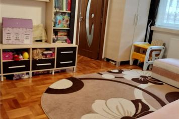 Apartament 3 camere de vanzare GEORGE ENESCU - Suceava anunturi imobiliare Suceava