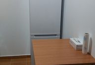 49.999 €, Garsonieră