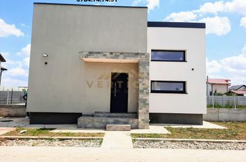 Casă - 3 camere de vanzare COMUNA BERCENI - Bucuresti anunturi imobiliare Bucuresti