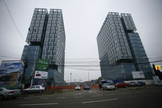 Băncile mai bagă bani în imobiliare: turnurile City Gate, refinanţate cu 80 mil. euro
