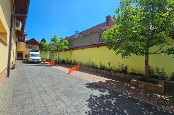 Casă - 10 camere de vanzare CENTRUL ISTORIC - Brasov anunturi imobiliare Brasov