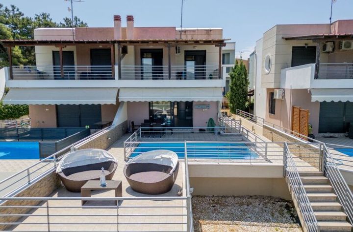Mezonetă 2 nivele cu piscină privată, Kariani anunturi imobiliare Grecia