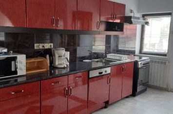 BANEASA in vila ap 3 camere mobilate si utilate, et 1, parcare. anunturi imobiliare Bucuresti
