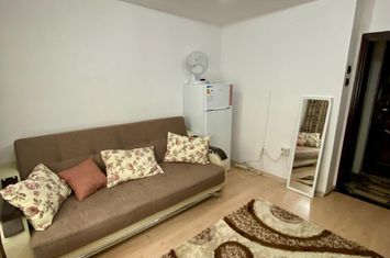 Garsonieră de vanzare INTERNATIONAL - International anunturi imobiliare International