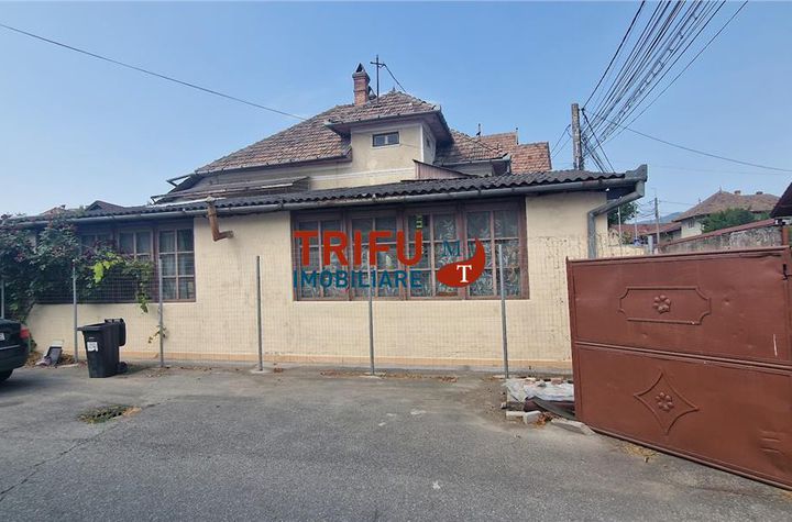 Casă - 4 camere de vanzare CENTRAL - Alba anunturi imobiliare Alba