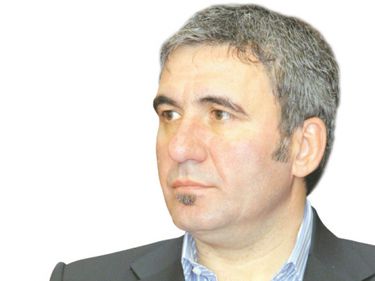 Gheorghe Hagi şi-a dizolvat şi lichidat firma GM Imobiliare