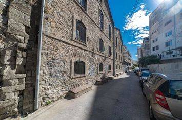 Magazie de tutun emblematică, 4 etaje, 828 mp anunturi imobiliare Grecia