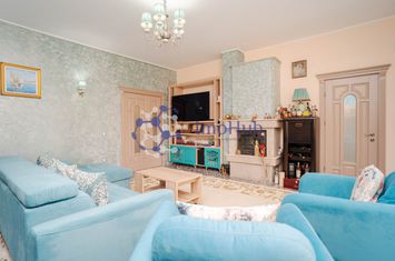 Vila superba, 4 camere, 193 mp, Valea Ursului - la padure anunturi imobiliare Iasi