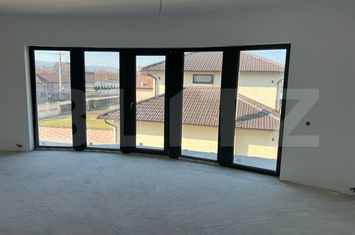 Casă - 4 camere de vanzare SANGEORGIU DE MURES - Mures anunturi imobiliare Mures