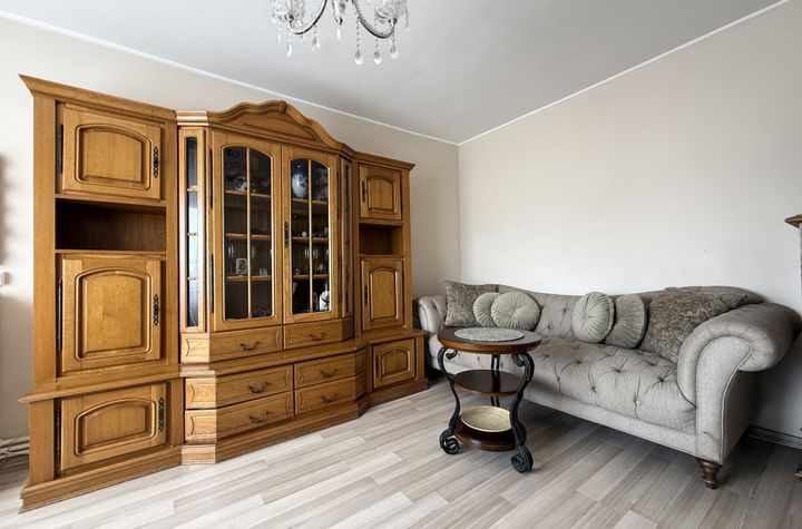 Apartament 4 camere de vanzare CASA DE CULTURA - Constanta anunturi imobiliare Constanta