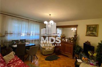 Apartament 3 camere de vanzare COMPLEX STUDENTESC - Timis anunturi imobiliare Timis