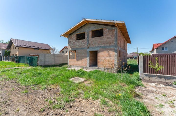 Oportunitate Casă la Roșu în Harman – Ideală pentru Personalizare anunturi imobiliare Brasov