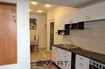 Garsonieră de vanzare BRASOV - Brasov anunturi imobiliare Brasov