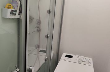 Titan - Metroul 1 Decembrie - Ozana, 3 minute metrou - garsoniera anunturi imobiliare Bucuresti