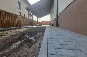 Vilă - 4 camere de vanzare CISNADIE - Sibiu anunturi imobiliare Sibiu
