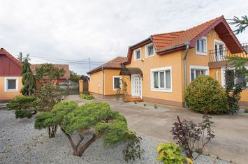 Vilă P+M, Santandrei, 4 dormitoare. 287 000 E (neg). Comision 0. anunturi imobiliare Bihor