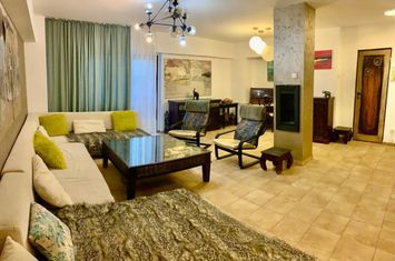 Apartament 4 camere de vanzare IASI - Iasi anunturi imobiliare Iasi